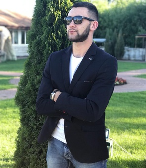 Александр Андреев